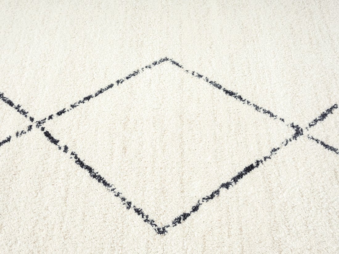 Tamira Grey and Ivory Diamond Tribal Runner Rug