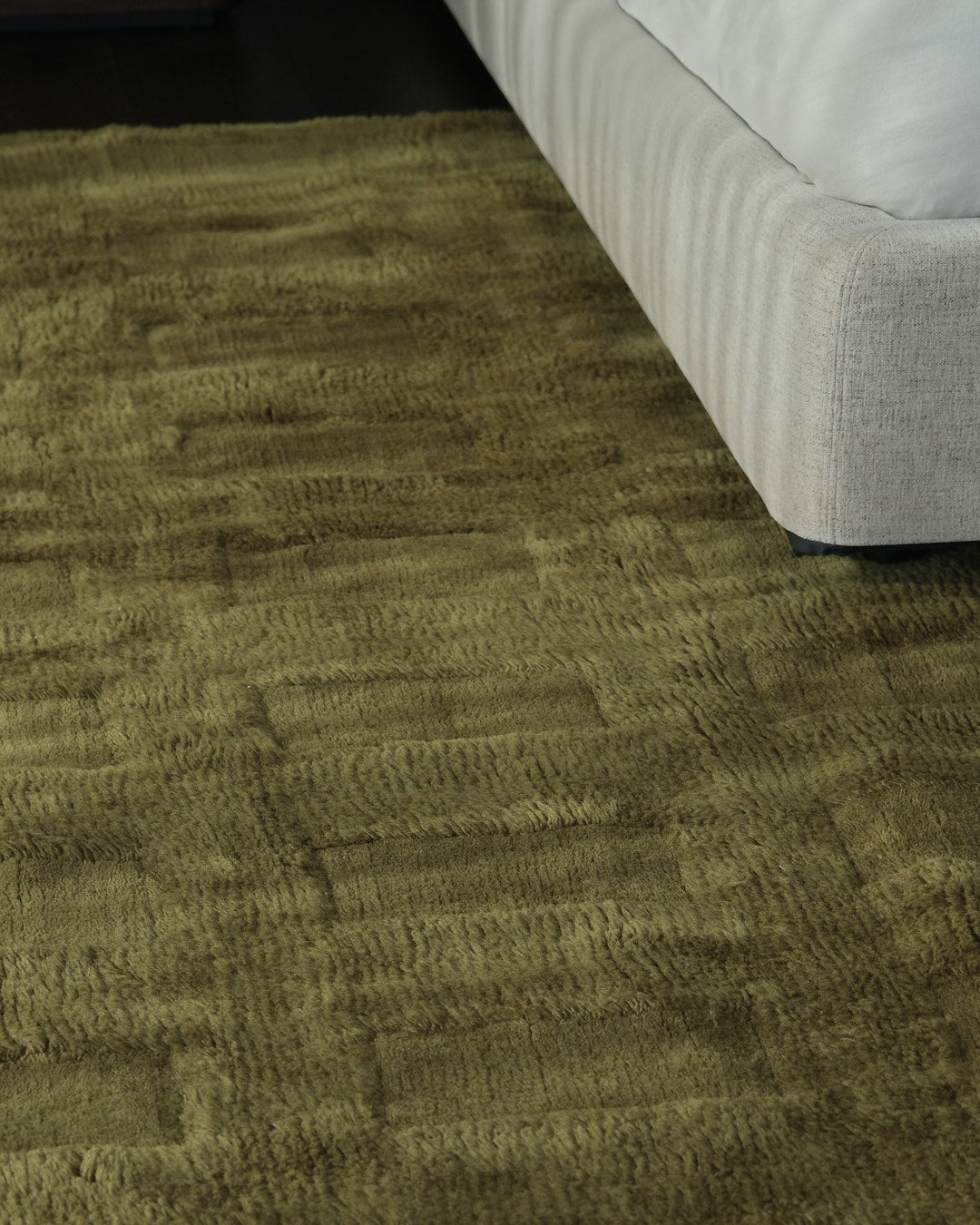 Kahlen Dark Green Geometric Wool Shag Rug