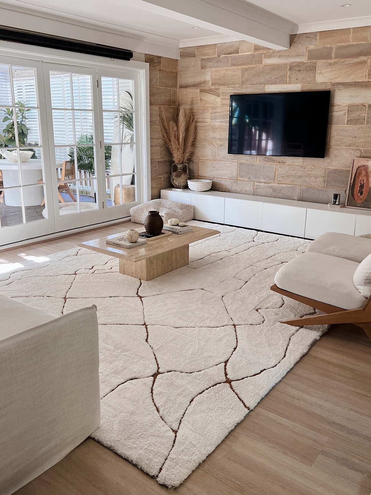 Alayna Cream and Gold Tribal Shag Rug