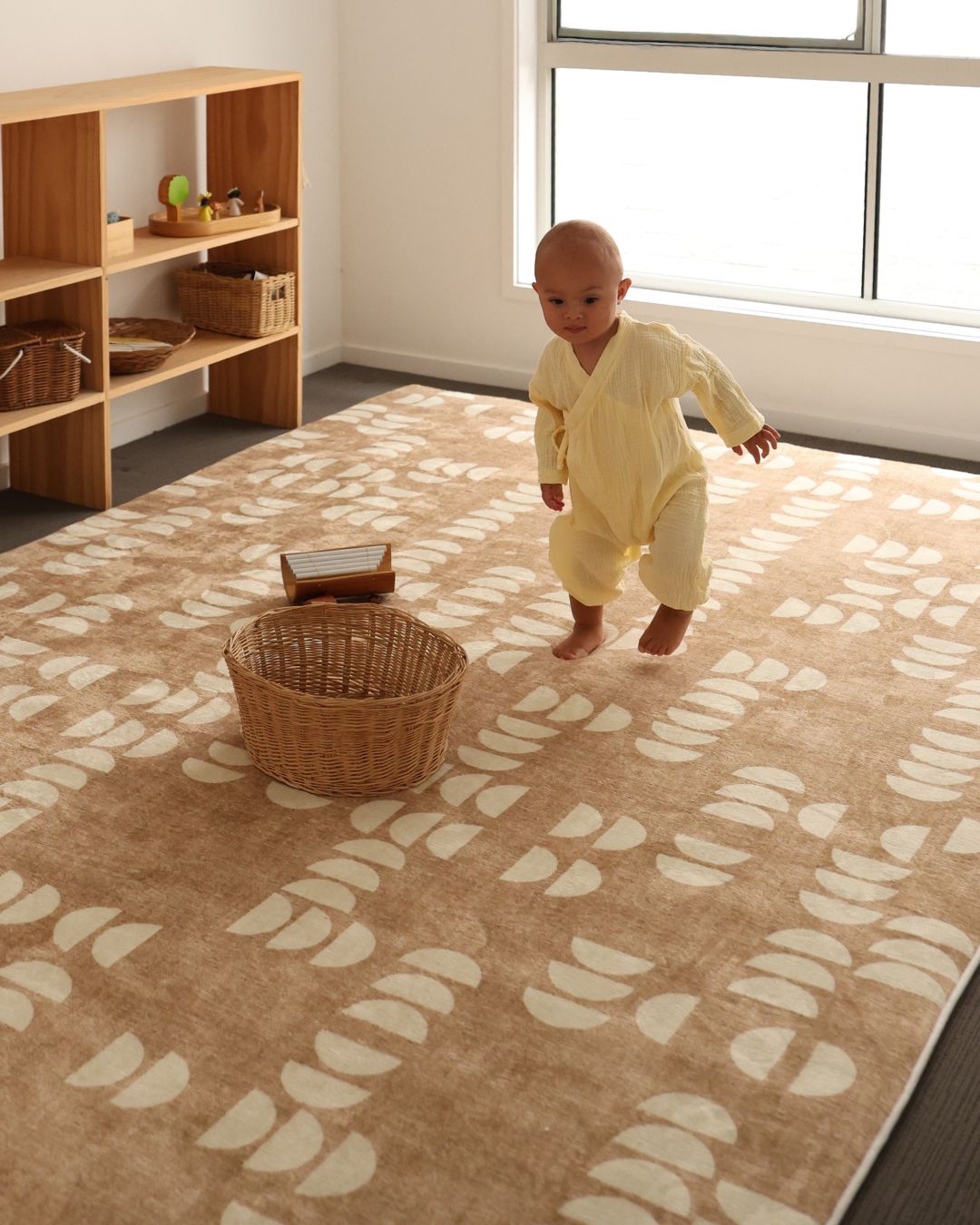Alba Beige and Ivory Geometric Rollie Pollie Playmat
