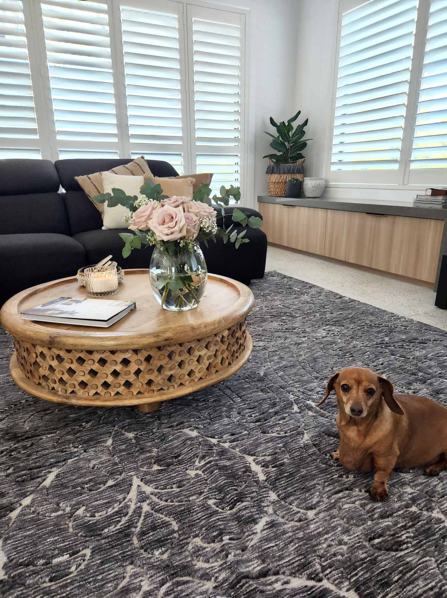 Avery Charcoal Grey And Ivory Rug