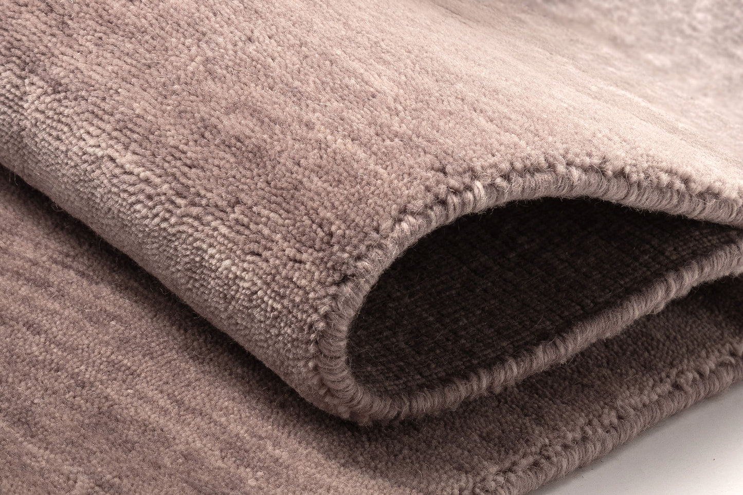 Bertila Dusty Rose Wool Rug