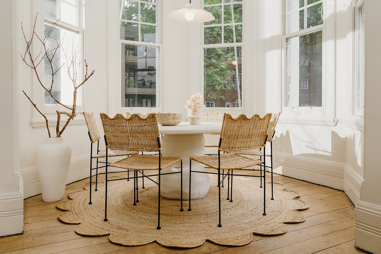 Celeste Natural Brown Scalloped Jute Round Rug