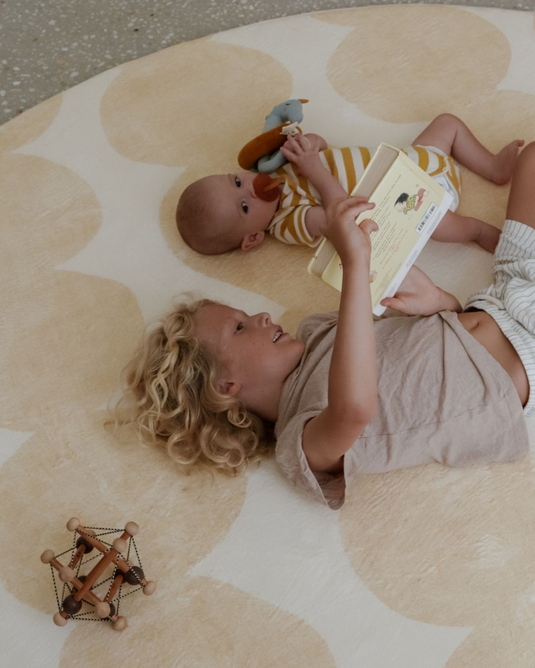 Cree Yellow and Beige Abstract Rollie Pollie Round Playmat