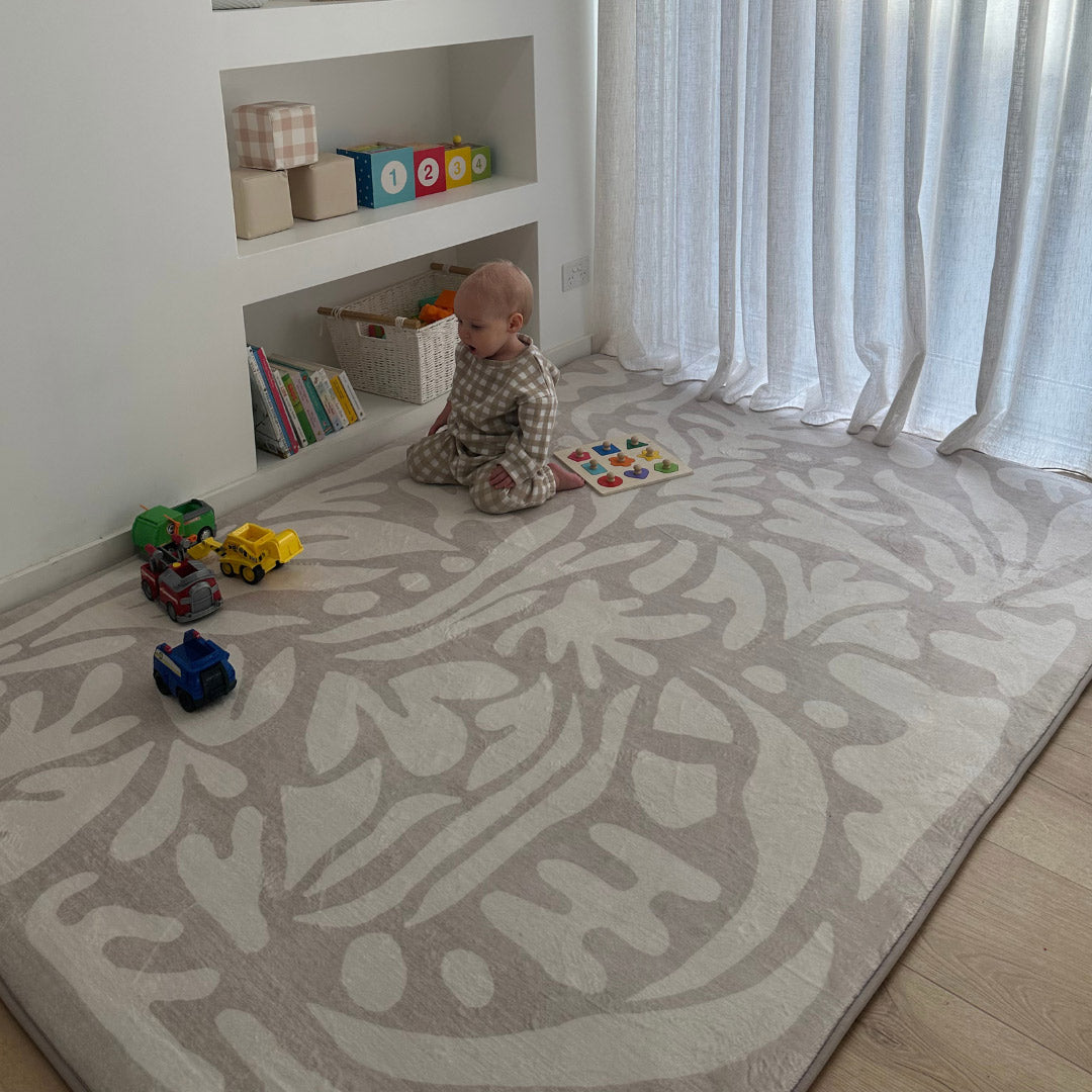 Didi Grey Cream Leaves Rollie Pollie Playmat