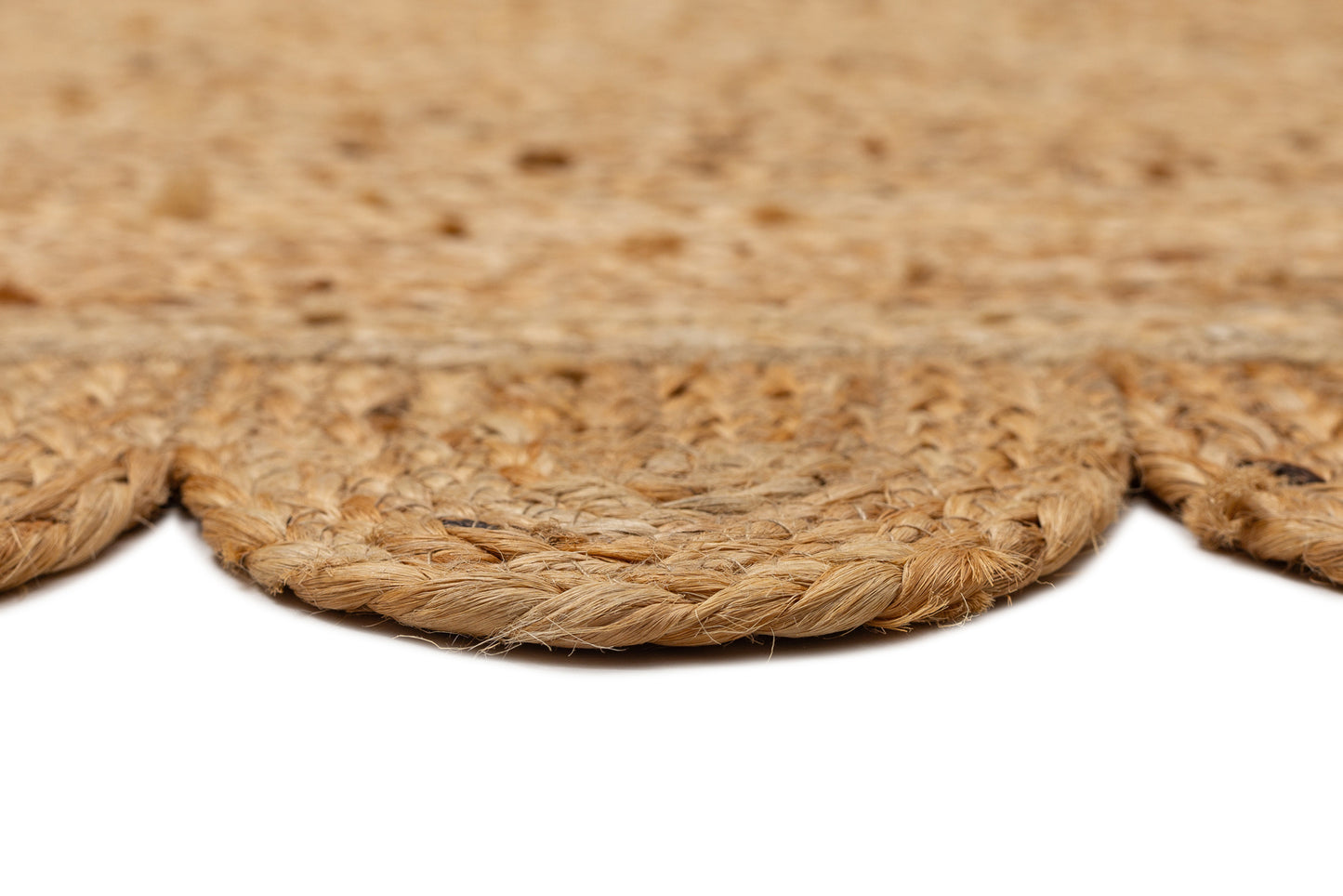Ejiya Natural Brown Scalloped Jute Rug
