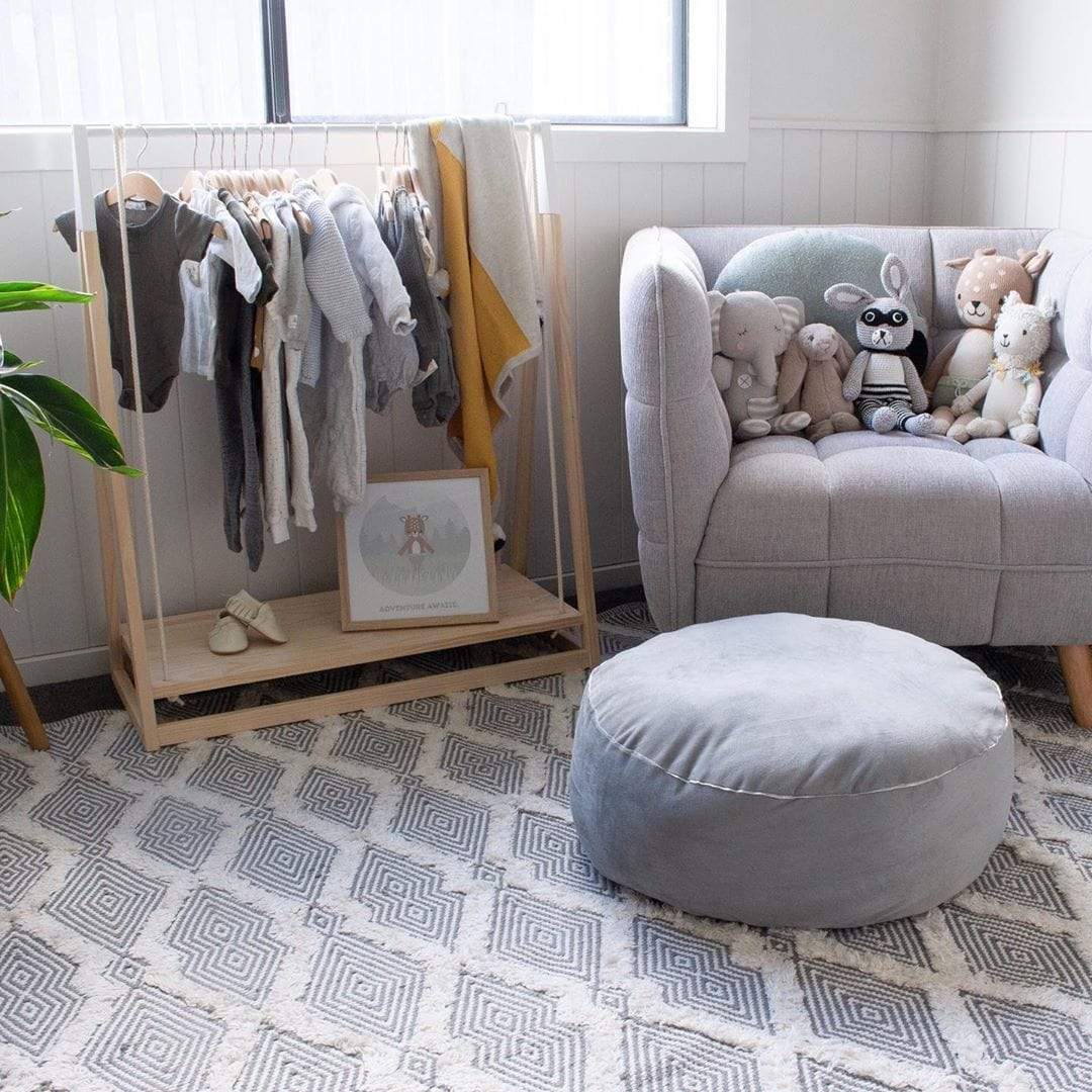Emelie Monochrome Diamond Tufted Indoor Outdoor Rug