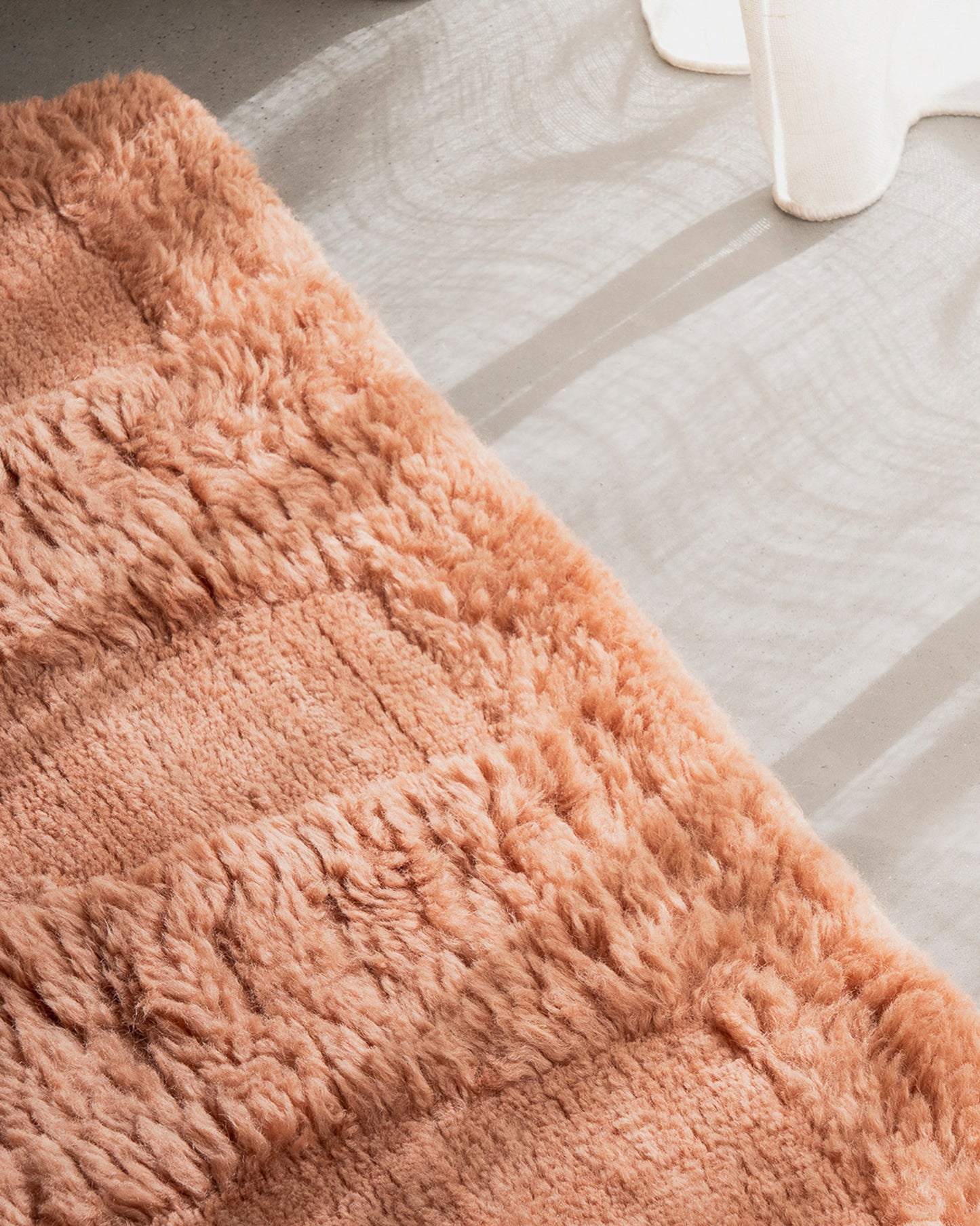 Estella Pink Geometric Wool Shag Rug