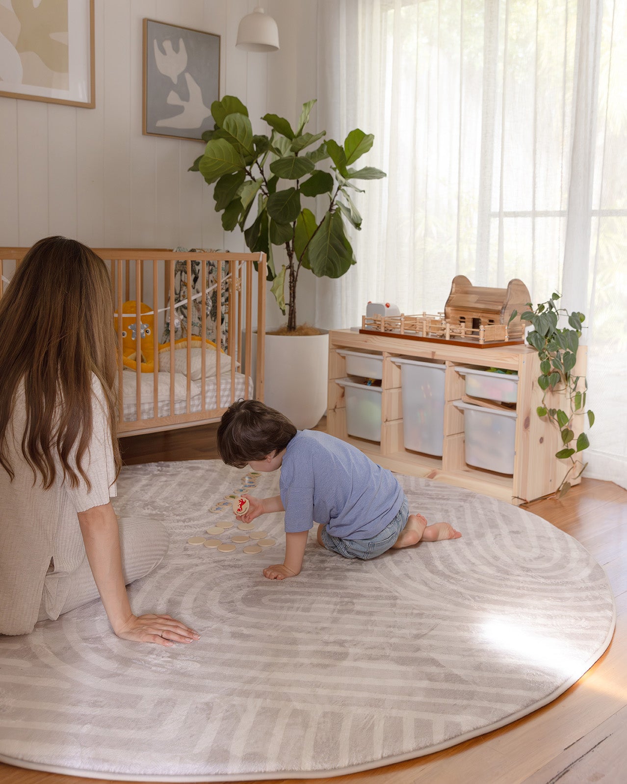 Idra Neutral Abstract Rollie Pollie Round Playmat