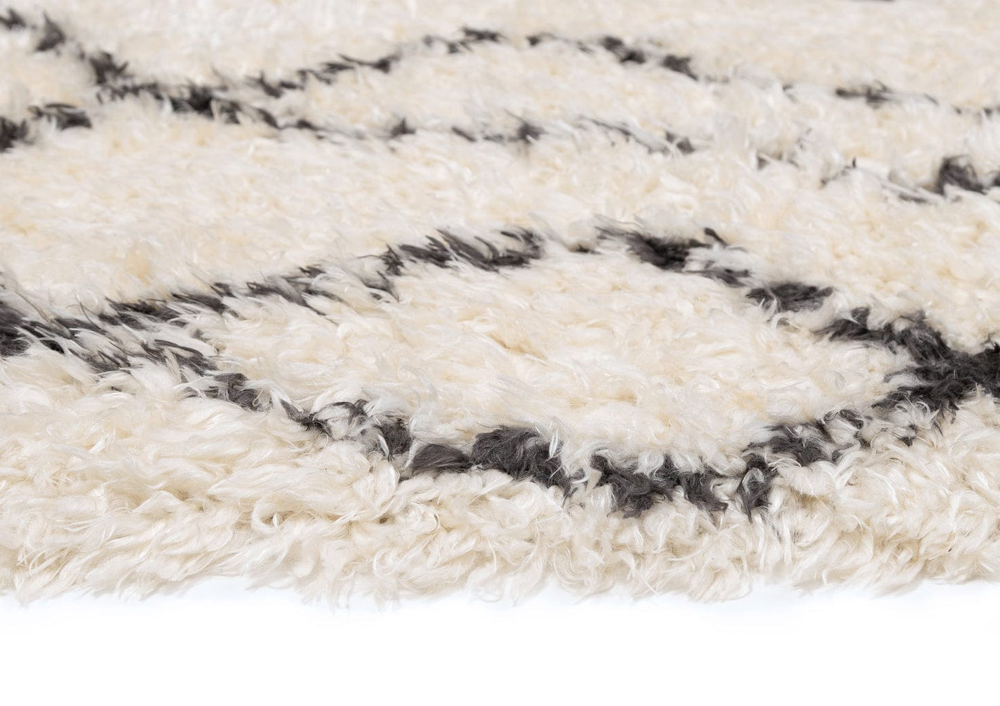 Kandake Cream & Black Tribal Shag Rug