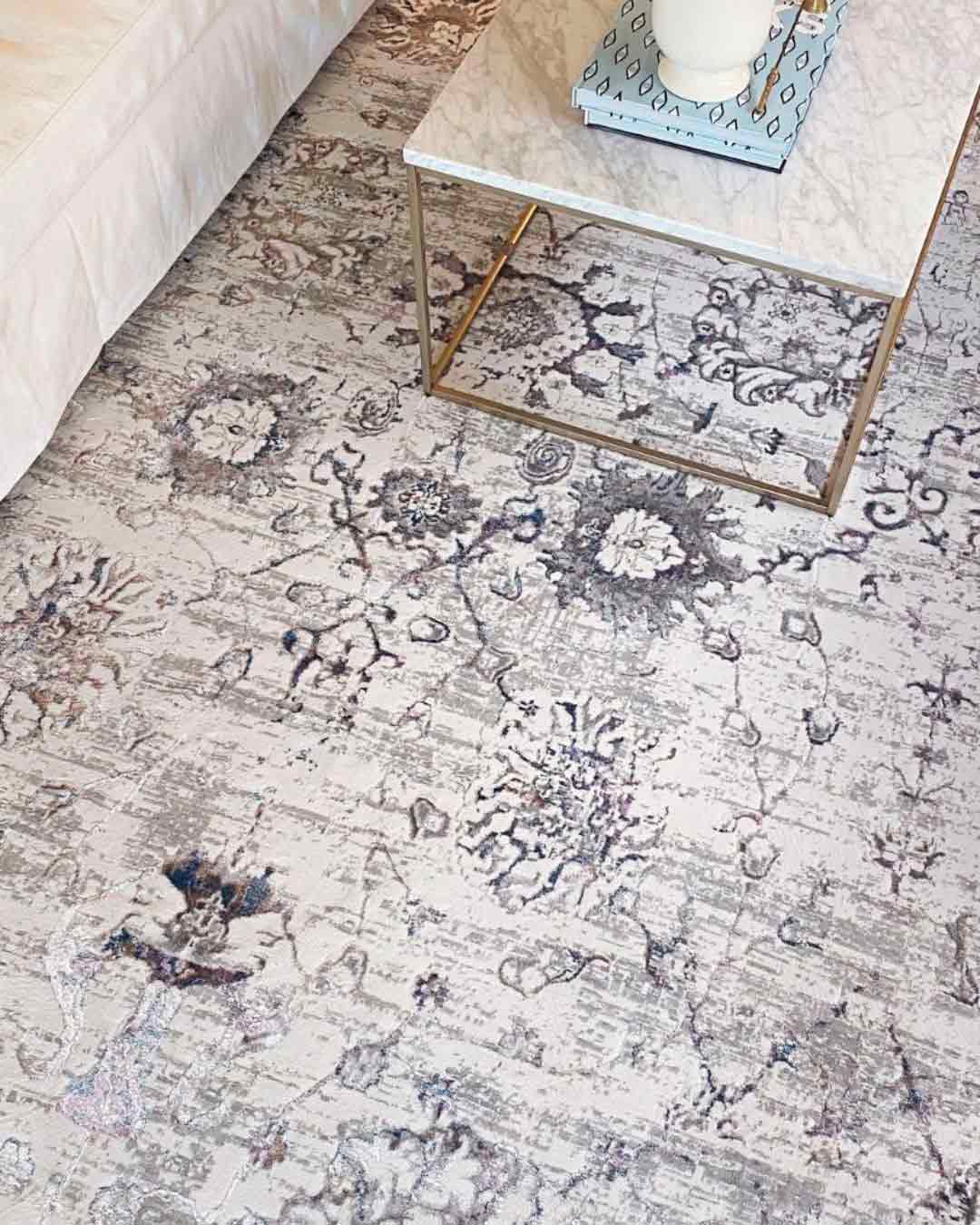 Kimora Cream And Grey Lustrous Transitional Rug