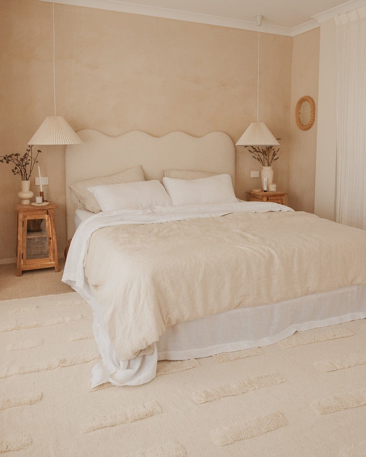 Lauren Cream Tufted Wool Rug *NO RETURNS UNLESS FAULTY