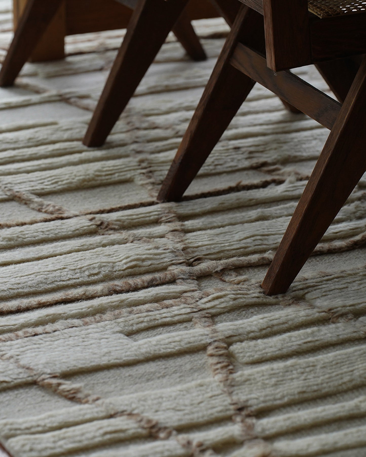 Leona Ivory Beige Tribal Wool Shag Rug