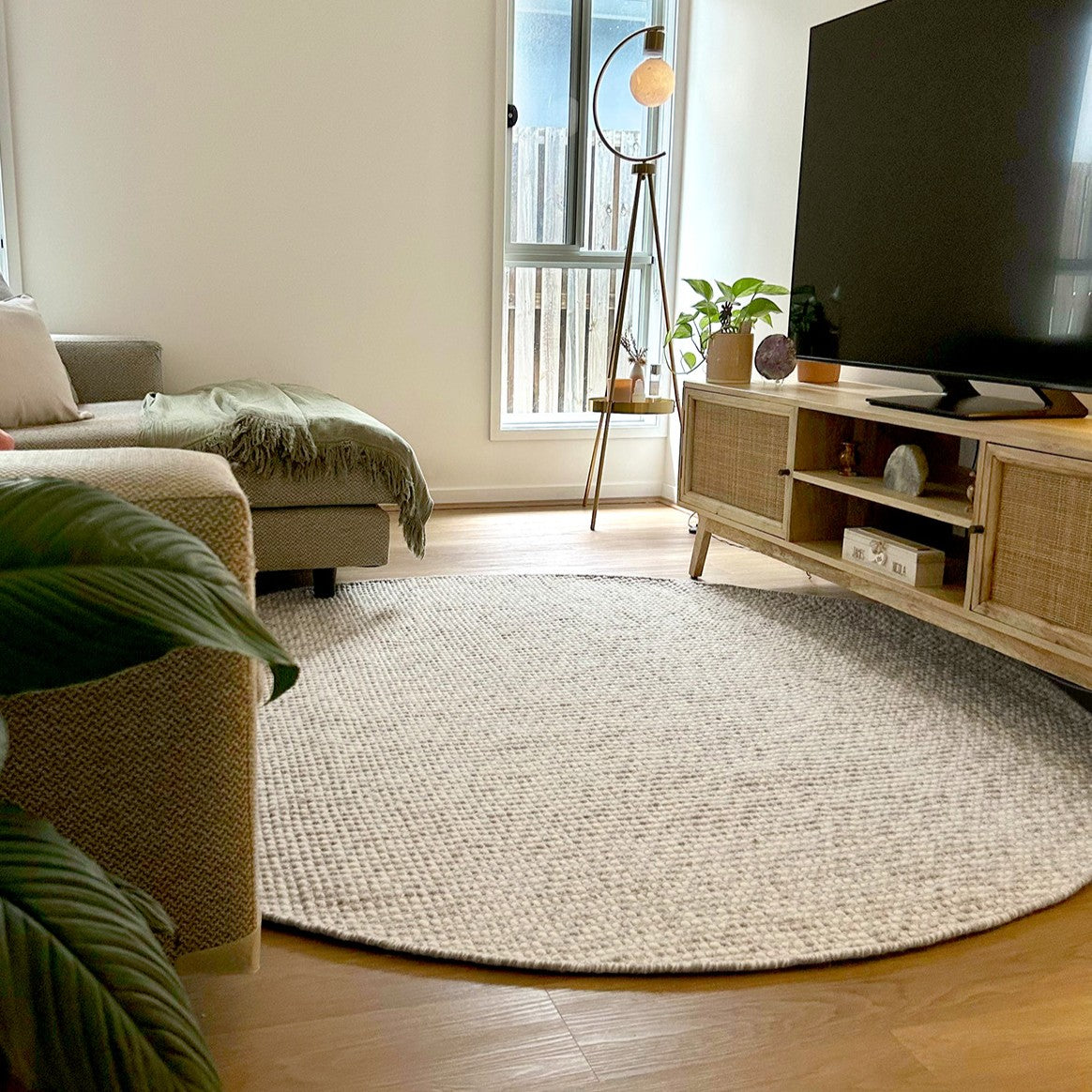 Mallory Marbled Cream and Grey Chunky Wool Round Rug