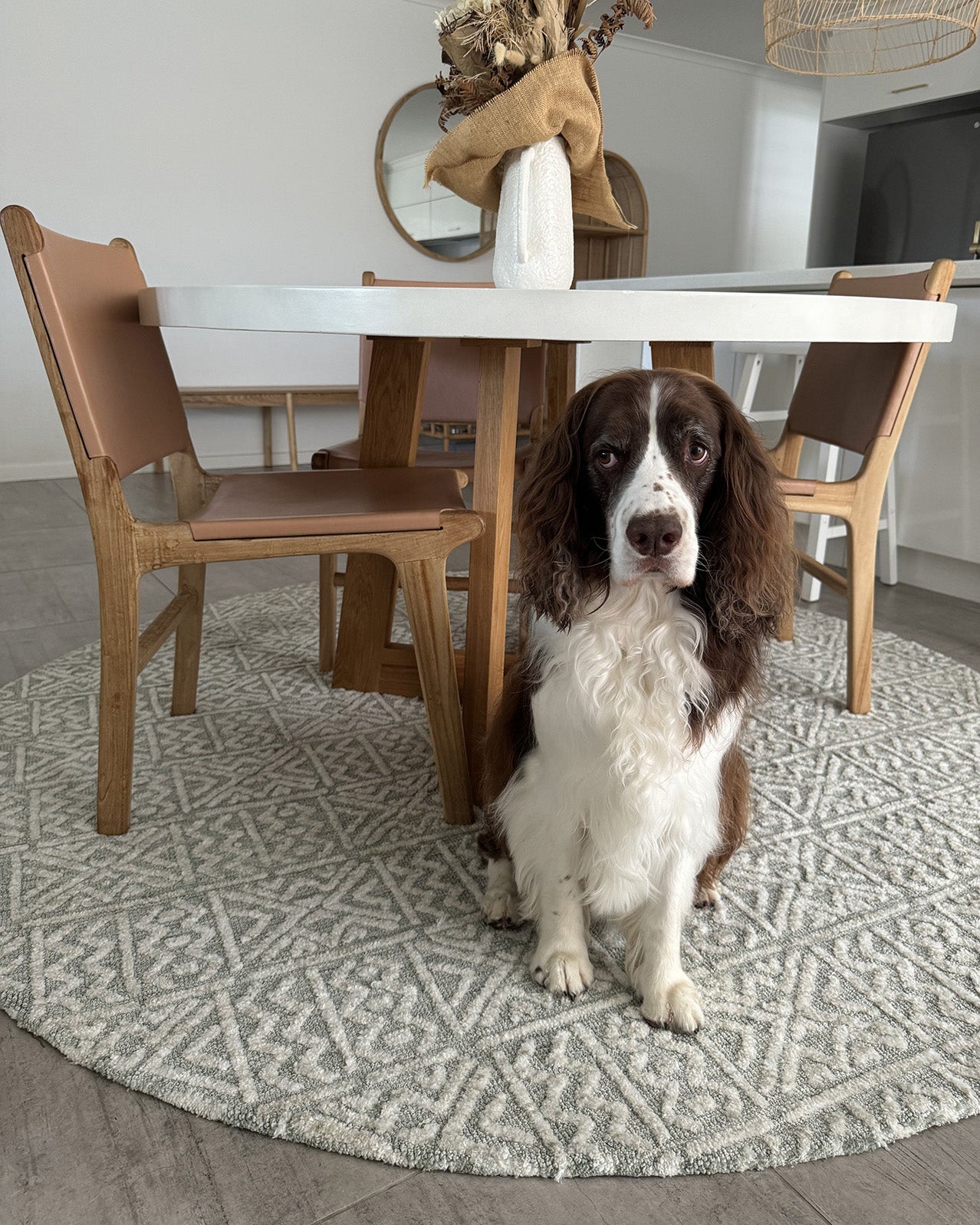 Melia Grey and Ivory Tribal Textured Round Rug