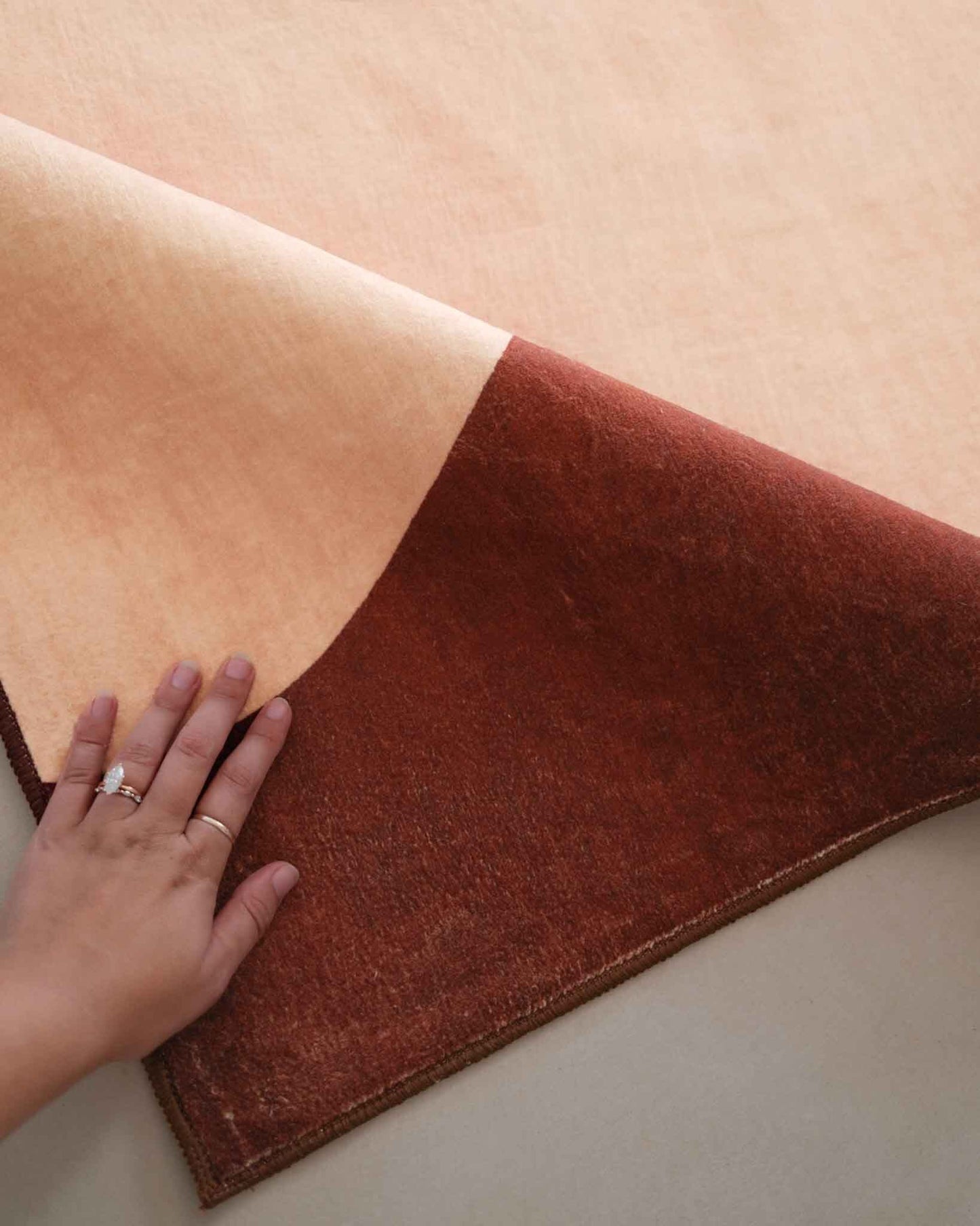 Merida Mulberry and Beige Wave Washable Rug