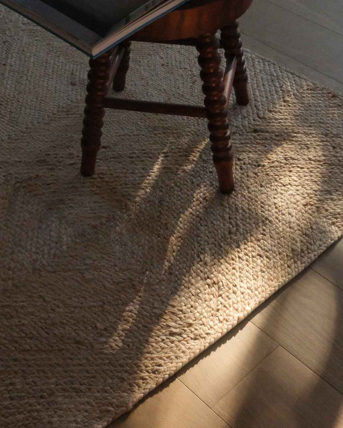 Nashira Natural Brown Diamond Jute Rug