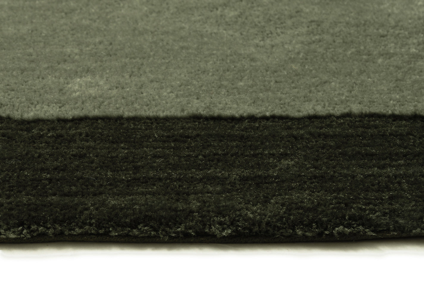 Nuria Dark Green Bordered Shag Rug