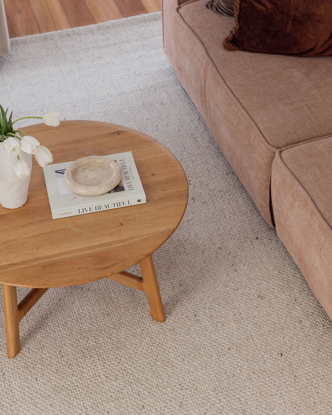 Ornussa Natural Silver Loop Rug