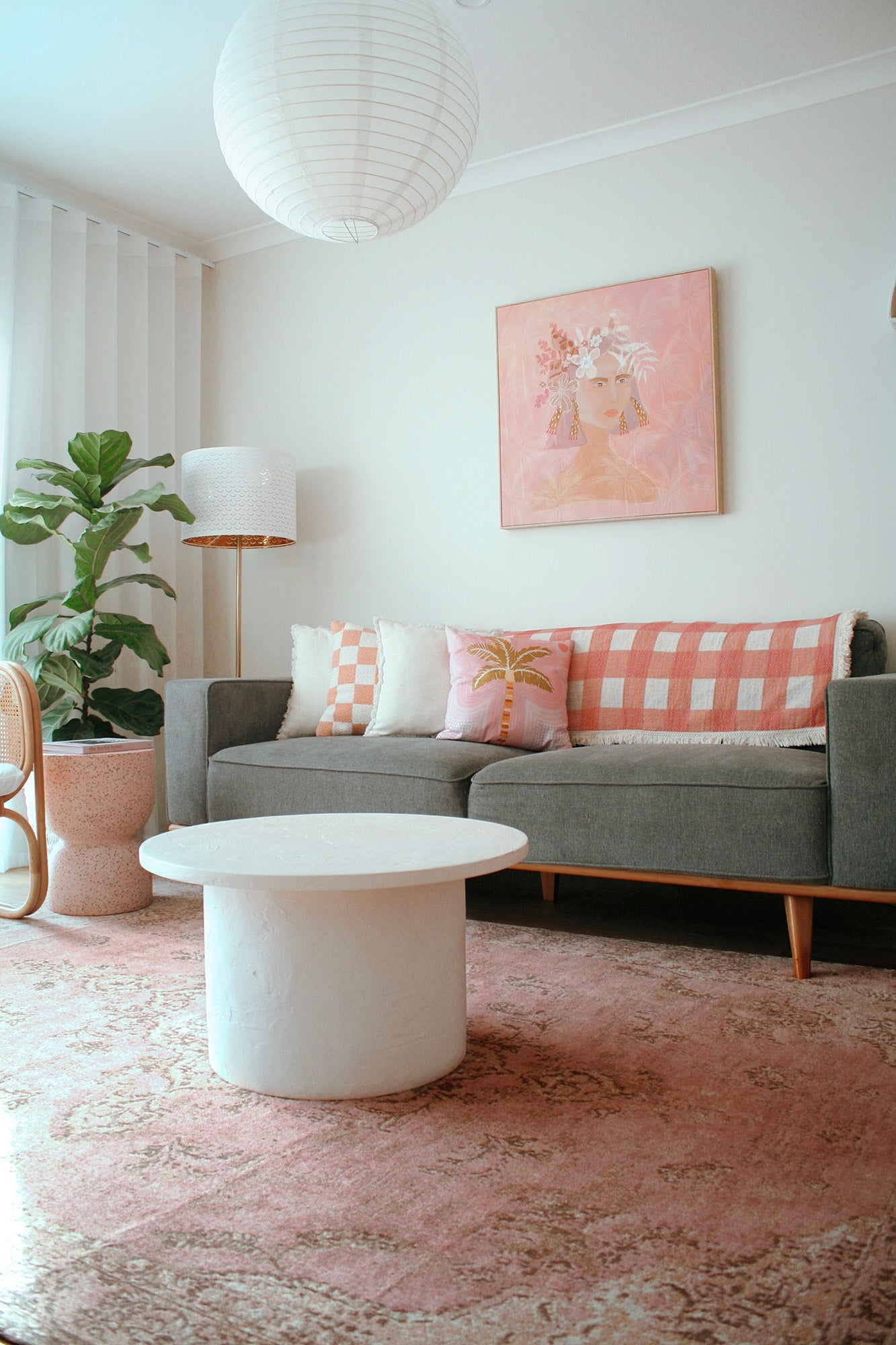 Sahara Turkish Style Pink Distressed Medallion Rug