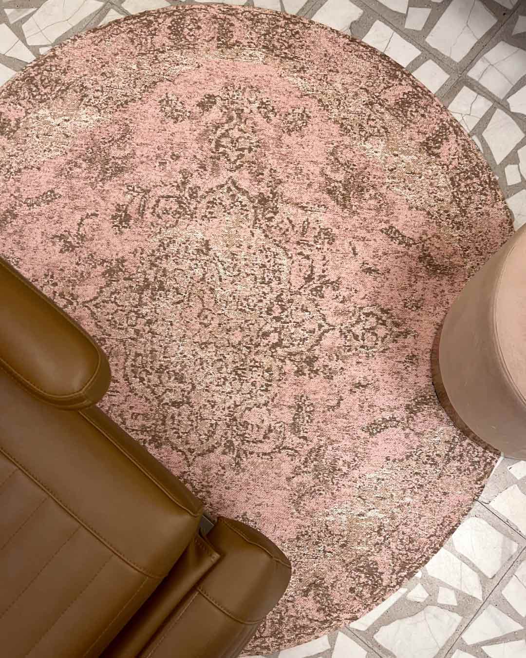 Sahara Turkish Style Pink Distressed Medallion Round Rug