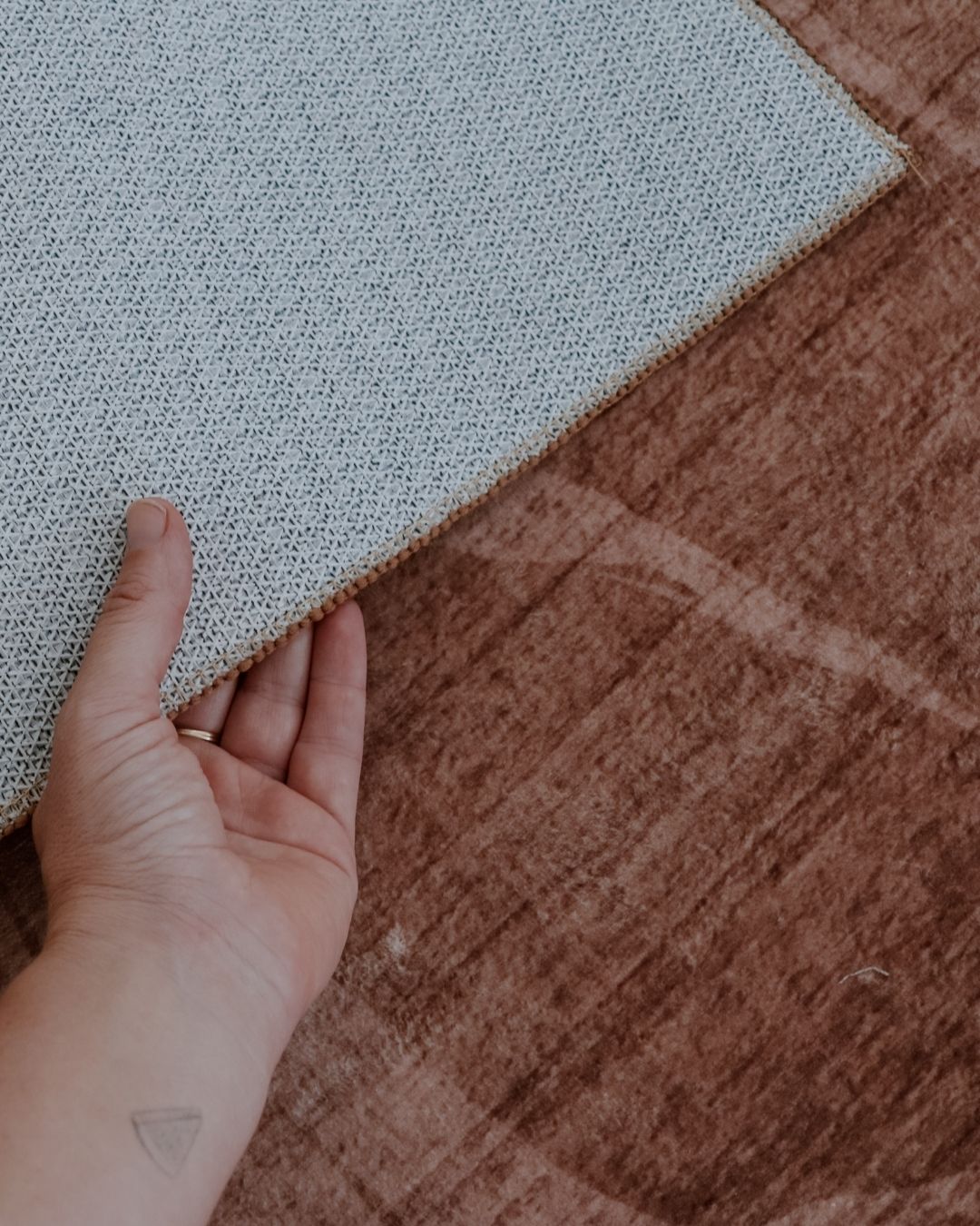 Sitar Rust Floral Washable Rug