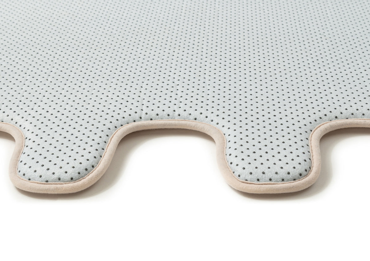 Sumi Parchment Scallop Rollie Pollie Playmat