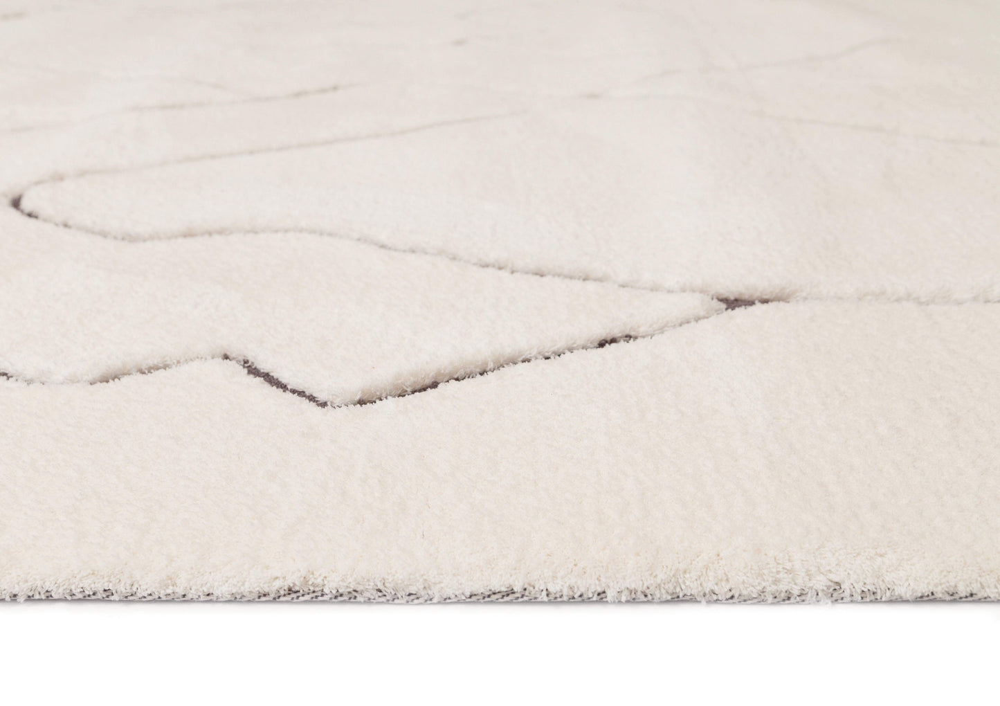 Tahlee Cream and Charcoal Grey Tribal Shag Rug