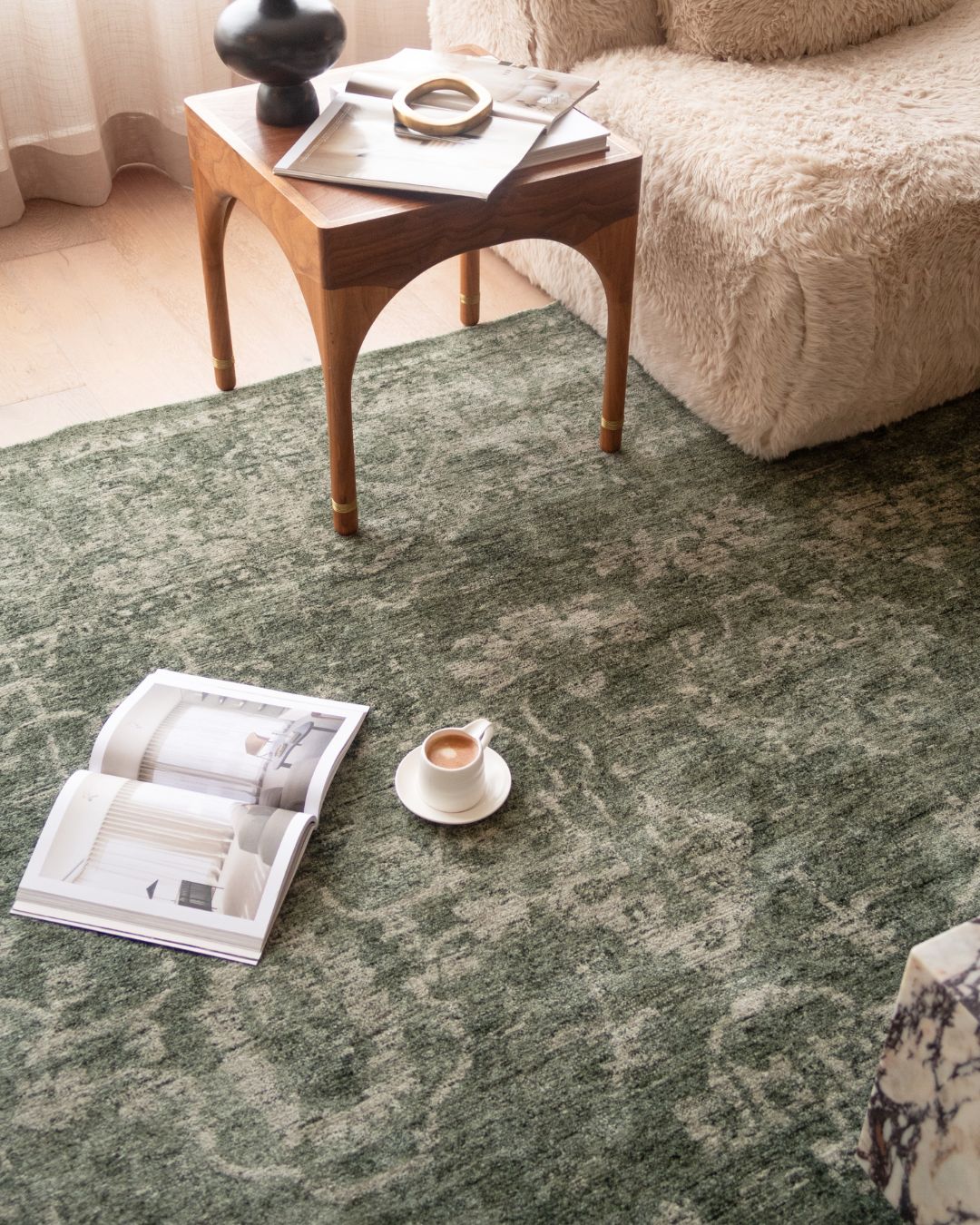 Vinchi Tonal Distressed Forest Green Rug